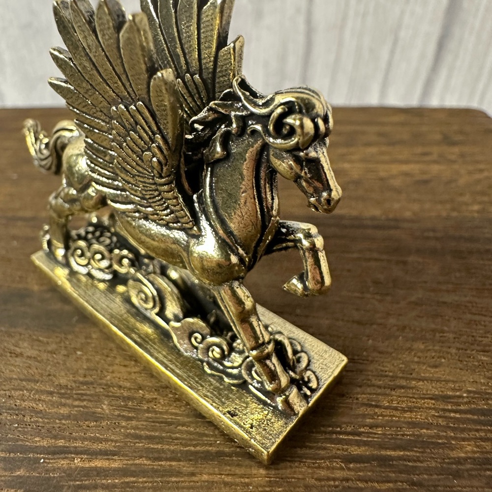 Mini Brass Pegasus Figurine - Picture 7 of 9